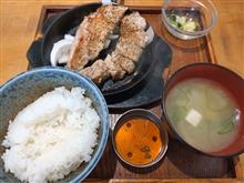 人気の豚🐷ステーキ屋さんに行ったけど・・・💦