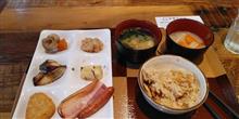 朝食バイキング@天神のホテル。