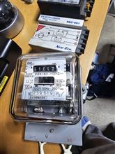 機械式積算電力計が出てきた