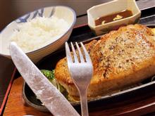 ぶ厚い豚肉を噛み締める！