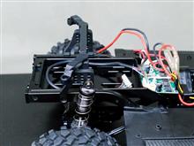 MN-128 BK ラングラー メタルパーツ換装３　Ｒバッテリーブラケット