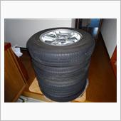 中古タイヤを入手しました。