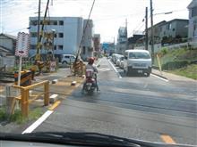 超危険！脚ぶらぶらバイクの恐怖！