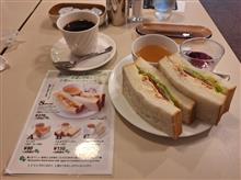 ルノアールでモーニング