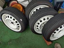 中古で購入したタイヤ。