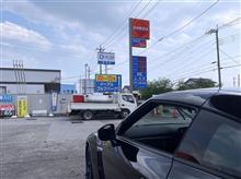 ガンダム君の給油と！！、新しい洗車場の♪♪、bluewash 鹿沼店さん！！偵察！！！　＠ｐ＠;;;v