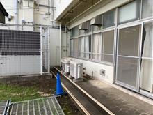 学校が始まる…