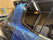 アウトランダーPHEV MC後 の メッキモールを スモークシートで施工！ 