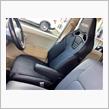 “RECARO SR-C UT100H”は、快適性とホールド感の絶妙なバランスが大きな魅力です。上質な雰囲気にも惹かれるスポーツ＆コンフォートモデルを、アームレストを組み合わせて装着しました。