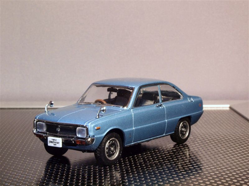 エブロ1/43 ファミリアプレストロータリークーペ