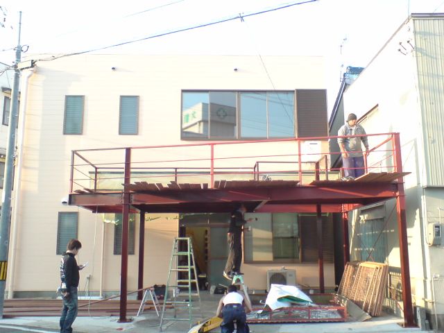 再び作業