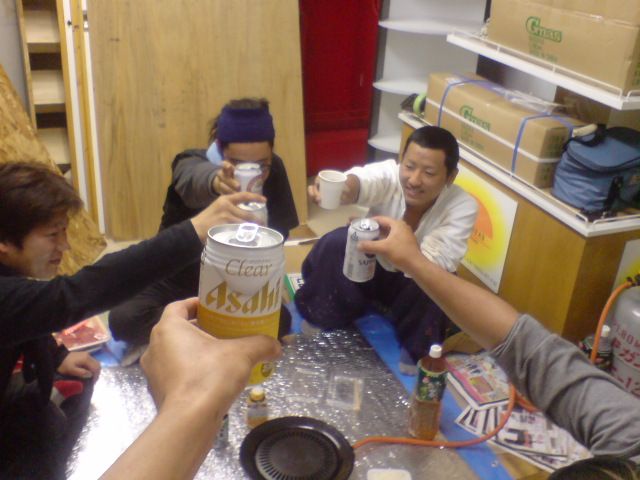 かんぱぁ～い。あんど、おつかれぇ～！！