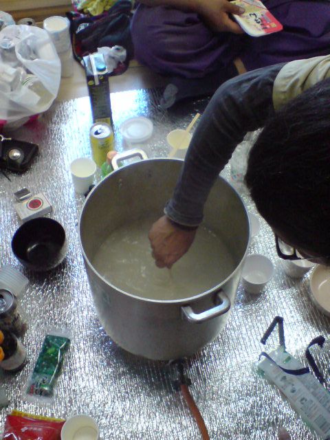 昼食、調理中