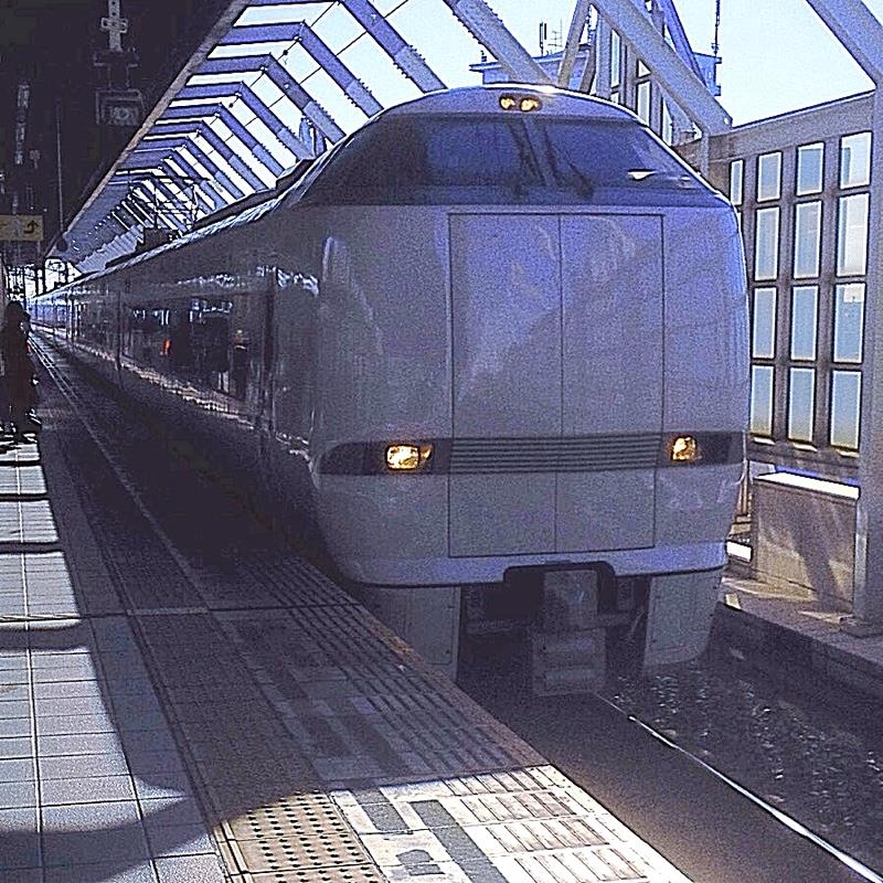 岐阜駅 1番線のりば 特急「しらさぎ」