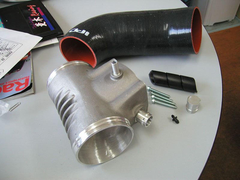 IPD：インテークプレナム＆GT3用スロットル装着（ポルシェ