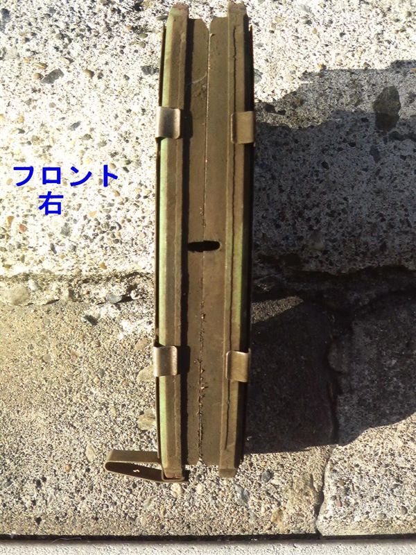 ボンゴフレンディ ブレーキパッドの残量確認&軽整備 右 by マニュアル ボンゴフレンディ ブレーキパッドの残量確認&軽整備 右 by マニュアル