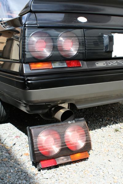超激安特価 値下げしました 日産 スカイライン R31 HR31 テールランプ