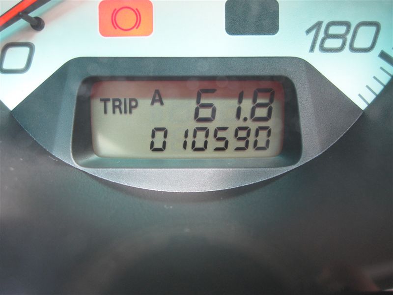 さて、続編。<br />
とは言っても、クライマックス？<br />
走行距離10590km。<br />
オイル交換から1730km経過。