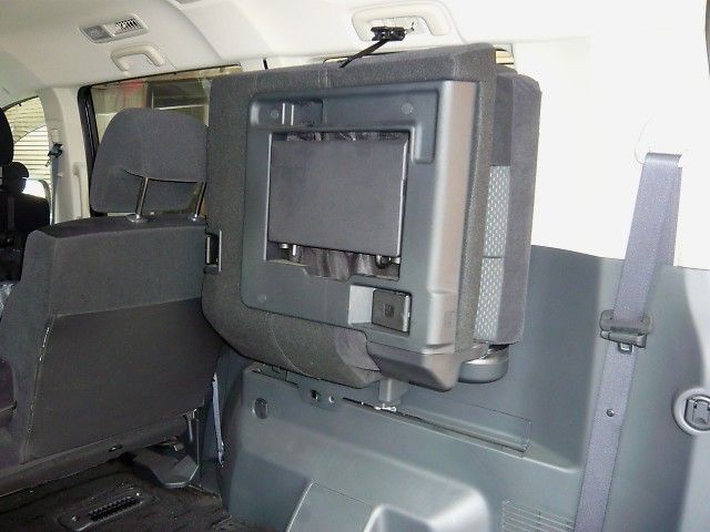 3列目シート取り外し(三菱 デリカD:5・CV1W/CV2W/CV4W/CV5W)by