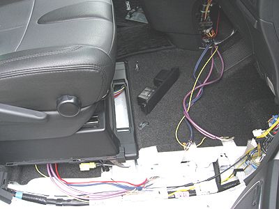 ヴェルファイア 系 フロントスピーカー用外部アンプ取付け 実施 ２ ３ By ゆず マン みんカラ