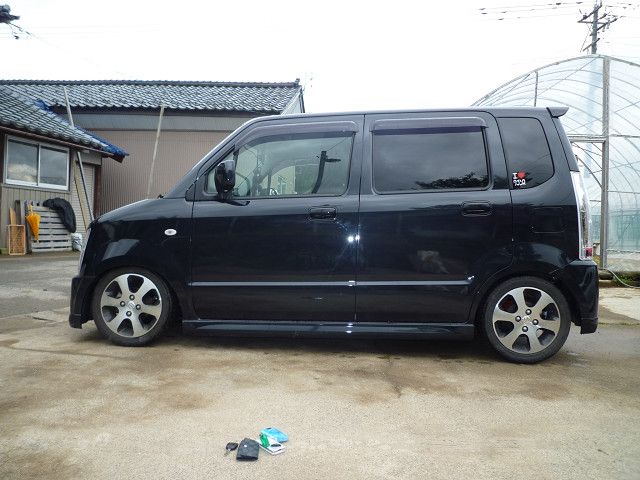 パルファム 車高調取り付け リヤ偏 スズキ ワゴンr By トモシ みんカラ