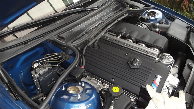 bmw e46 フロントタワーバー