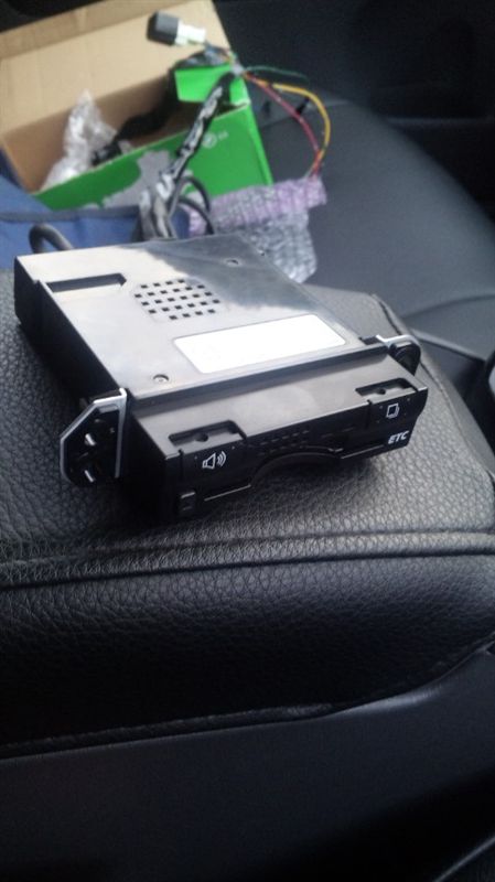 92 トヨタ ZVW 30 プリウス ビルトイン ETC 車載器 86980-76010 黄-77 92 トヨタ ZVW 30 プリウス ビルトイン ETC 車載器 86980-76010 黄-77
