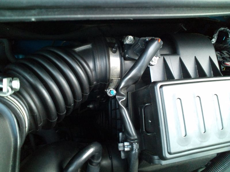 スロットル洗浄(吸気系のお掃除:その1)(日産 ウイングロード・Y12 ...