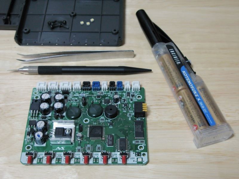 Defi コントロールユニットII LED打ち替え（マツダ アクセラ