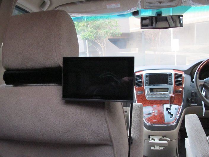 アルパイン ALPINE リアビジョンPKG-M700S 取付（トヨタ
