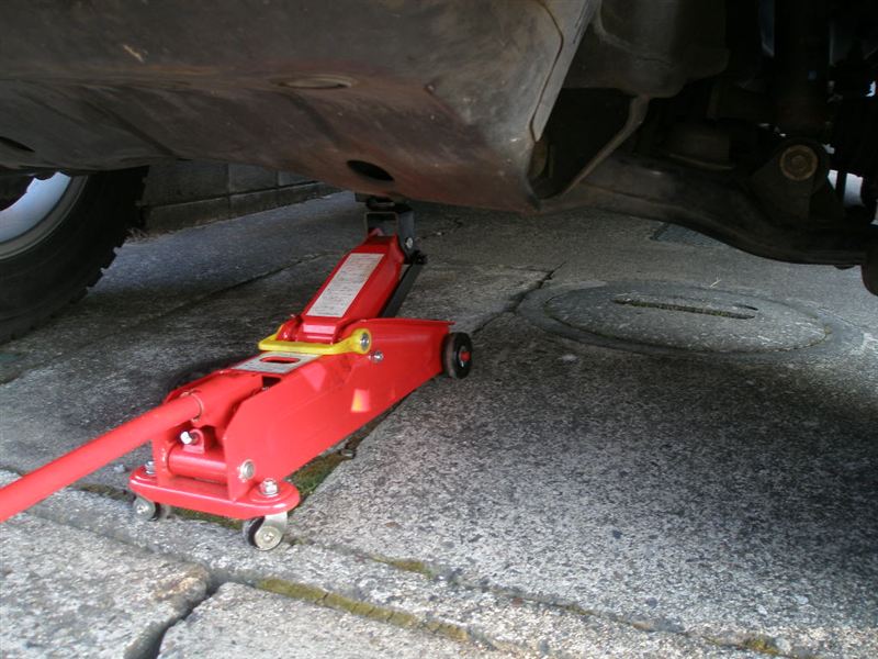 オートアンテナ交換 その1（トヨタ ハイラックスサーフ・N180系