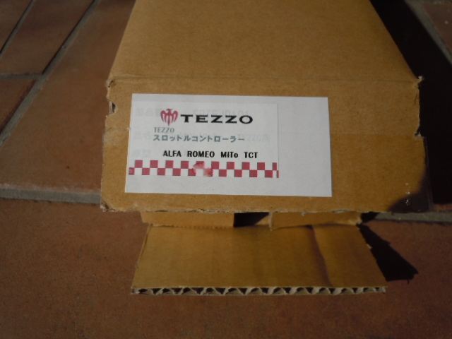 アルファロメオミトQV MT用 TEZZOスロットルコントローラー アルファロメオミトQV MT用 TEZZOスロットルコントローラー