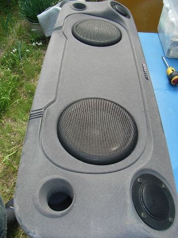 KENWOOD KSC-550Sスピーカーパネルが内側から破れている