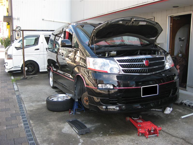 全長調整式車高調に交換 フロント トヨタ アルファード By マッキー3 みんカラ