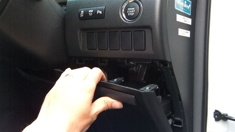 トヨタ(純正) 運転席8ウェイパワーシート (ランバーサポート付
