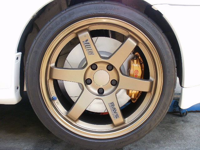 純正ブレンボでローター大径化（日産 スカイラインGT‐R・R32