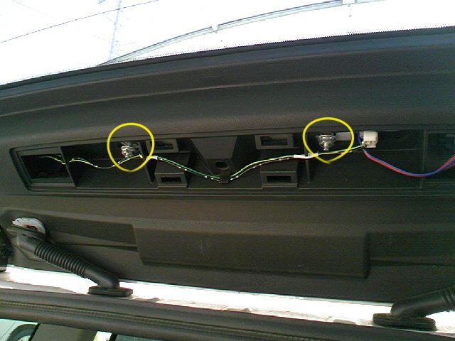 ハイマウント下に側面発行LEDを入れる…準備