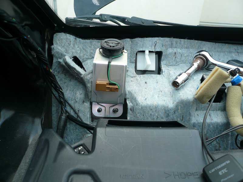 バッ直 外部アンプ PRS-D8400 取り付け（日産 セレナ・C25）by