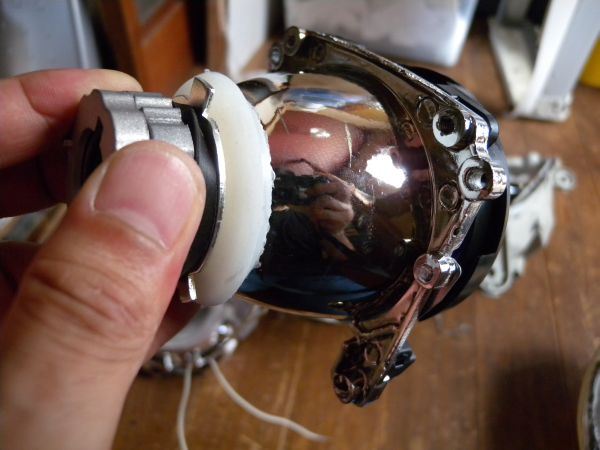 プロジェクターHID の取り付け（①ライト準備編）