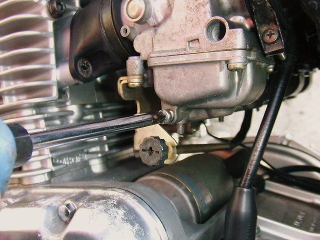冬眠作業（スズキ GSX250S KATANA (カタナ)）by taku-jiro