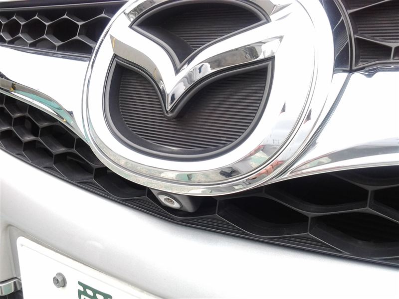 マツダ純正フロントカメラの取付 その1 設置（マツダ MPV・LY