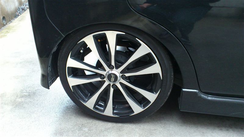 ストリートライド車高調取り付け（ダイハツ タントカスタム