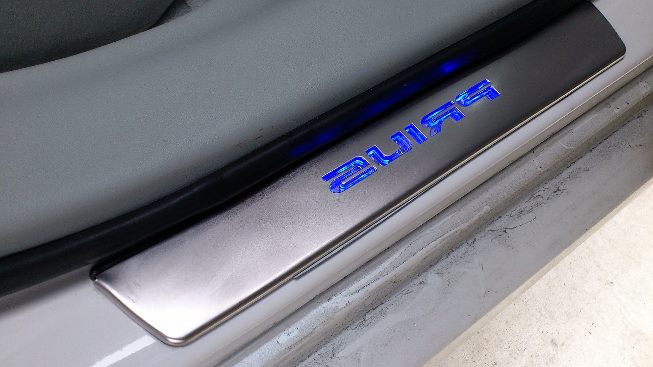 良品/破損無 プリウス 50系 前期 トヨタ純正 LED 運転席側