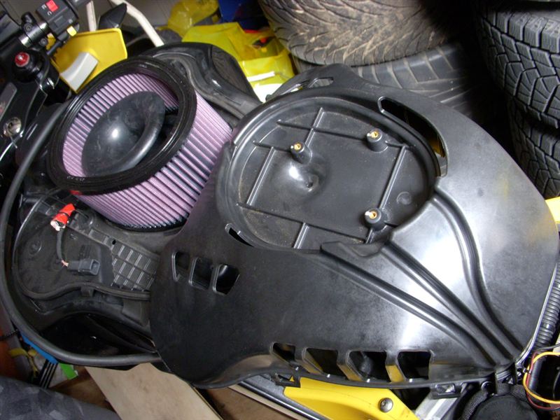 BUELL XB12S エアフィルター交換 - HOT WIRED (ホットワイヤード
