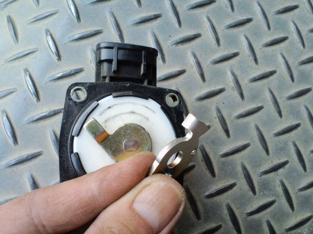 スロットルコンバートkitを点検してみた。（トヨタ