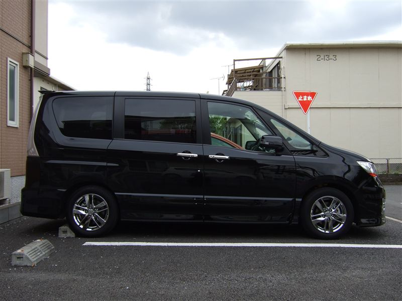 ローダウンサスペンション（KYB Lowfer Sports）（日産 セレナ