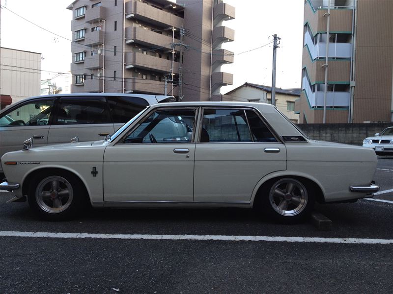 タイヤ交換 日産 ブルーバード By イネヲ みんカラ