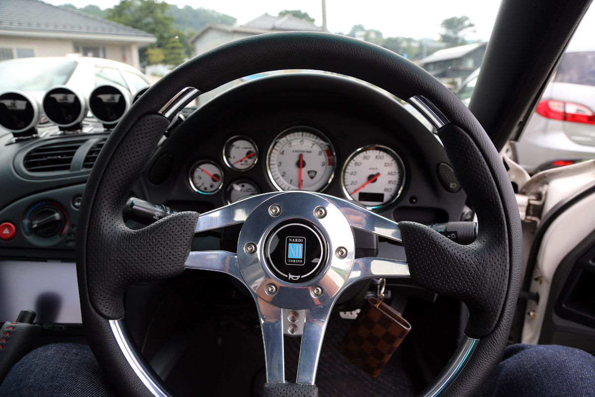 ステアリング交換、ラフィックス取付(マツダ RX-7・FD)by はま ステアリング交換、ラフィックス取付(マツダ RX-7・FD)by はま