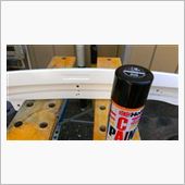 ブラック２０２<br />
2.5缶使った。
