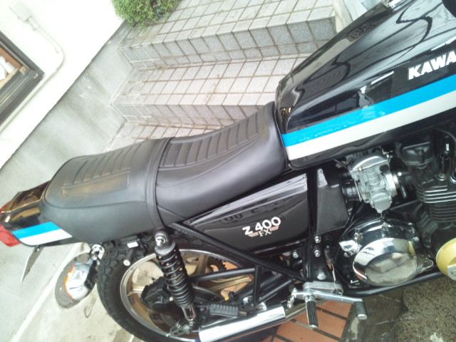 純正シート加工☆(カワサキ Z400FX)by きよMAN - みんカラ